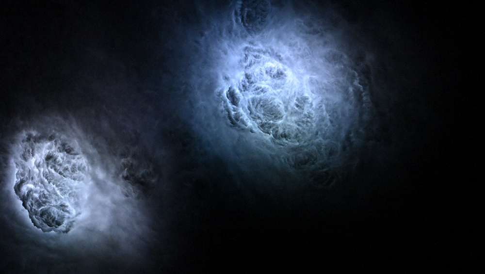 Астрономы показали, как выглядят молнии из космоса