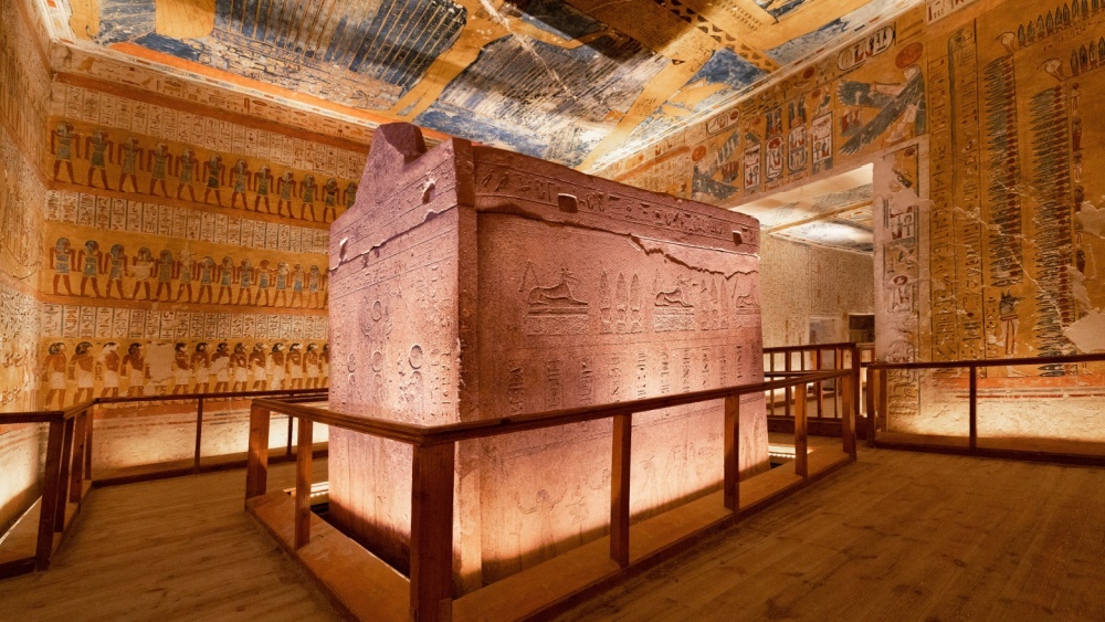 «Илиаду» Гомера обнаружили вместе с мумией из Египта