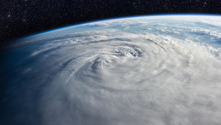 10 интересных фактов об ураганах: женские имена и главная опасность стихии