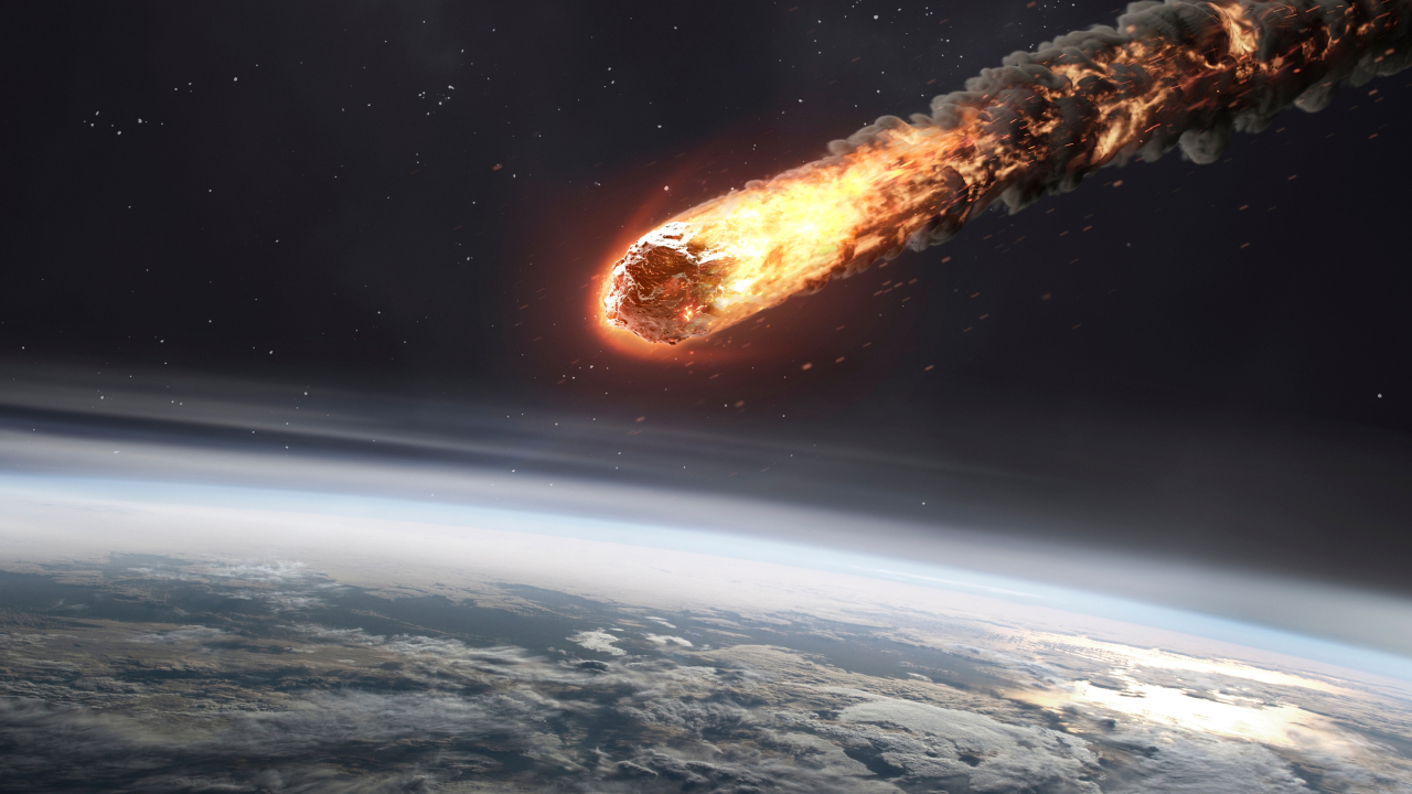 Яркий метеорит сгорел над Черным морем: ученые рассматривают две версии