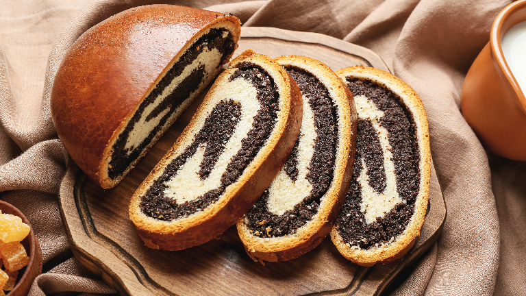 Продукты под запретом: маковый рулет, пирожок с мясом и конфета