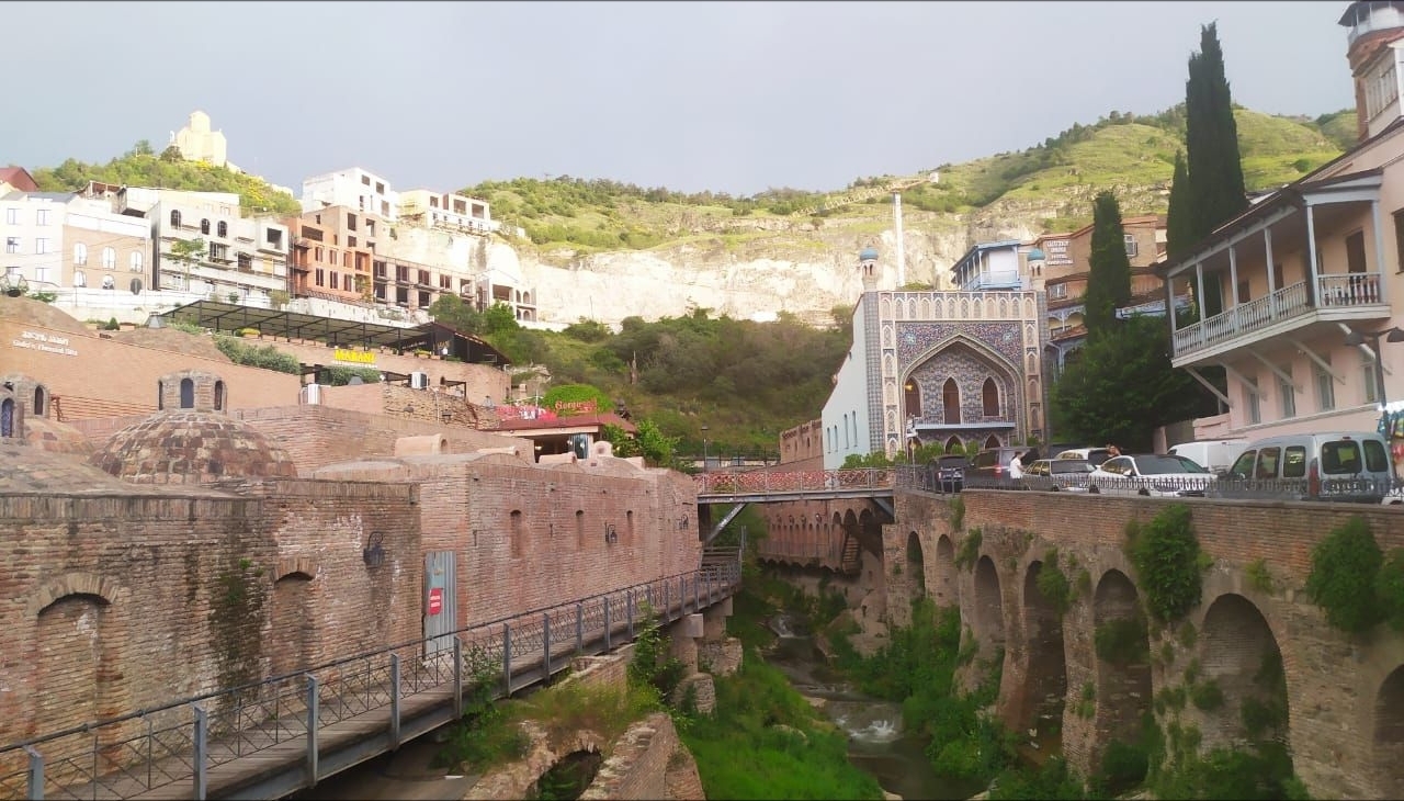 Ущелье и водопад Легвтахеви