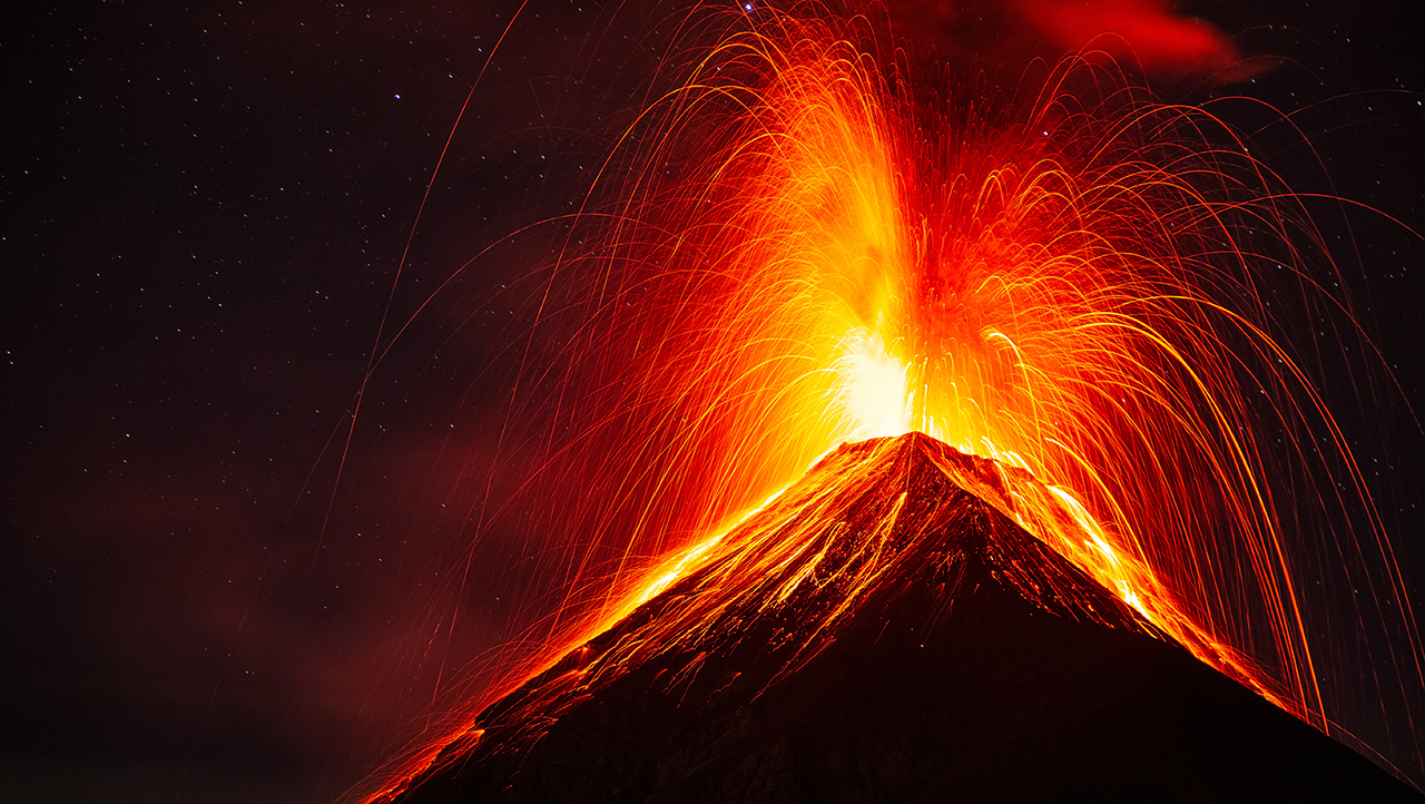 Как извергаются вулканы