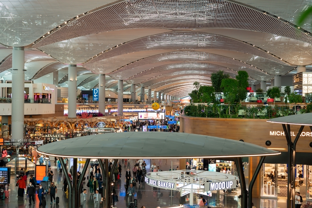 Назван самый дорогой аэропорт мира — он хорошо знаком россиянам