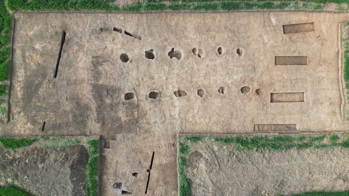 Рядом с замком в Англии нашли богатое древнее поселение