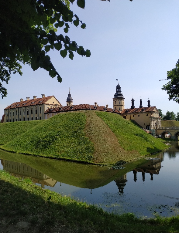 Нравятся настоящие средневековые замки?