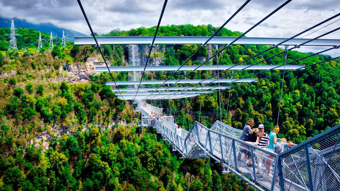 «Скайбридж»