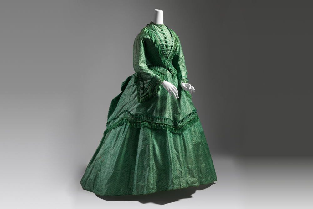 Насыщенный зеленый цвет