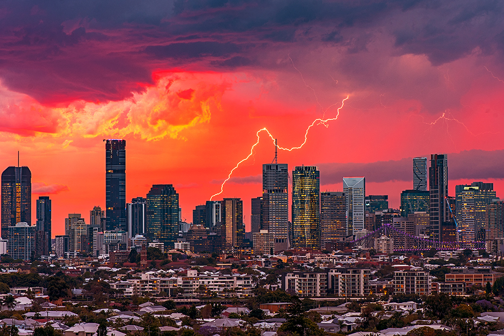 Что такое сухая гроза и чем она опасна, как она выглядит и возникает