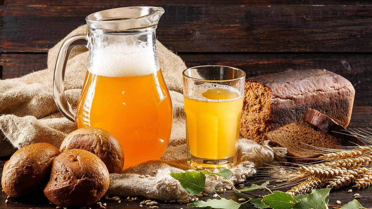 Квас: история и рецепт популярного прохладительного напитка