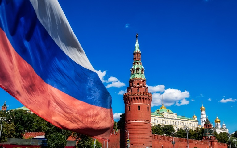 22 августа — 35 лет государственному флагу России, но на самом деле он гораздо старше