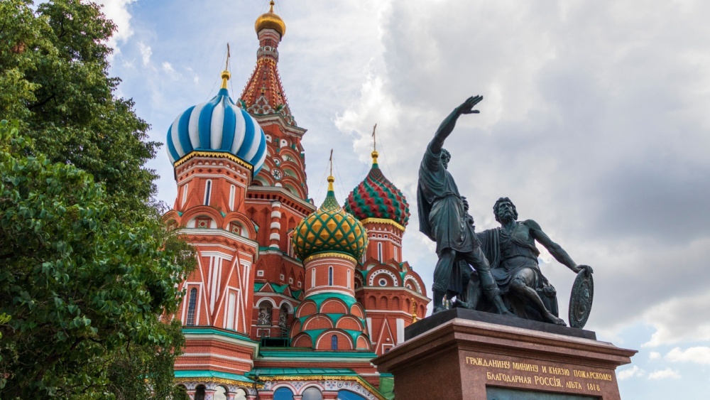 Часть иконы XVI века раскопали в Кремле