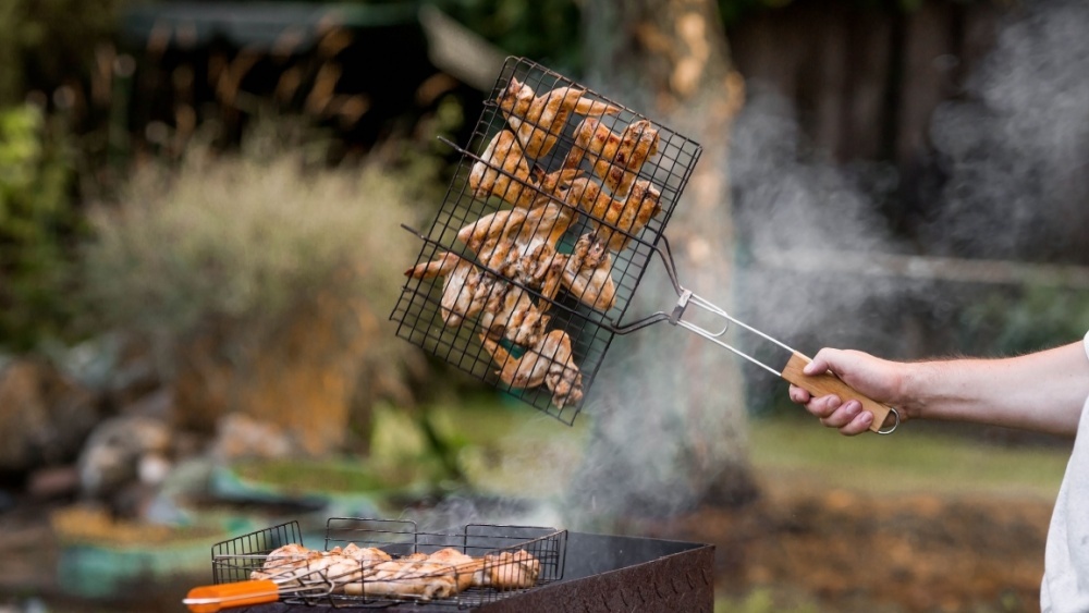 Первый в мире университет шашлыка открылся в Китае