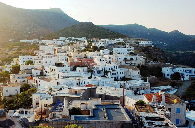Вид на Хору на Китире в Греции