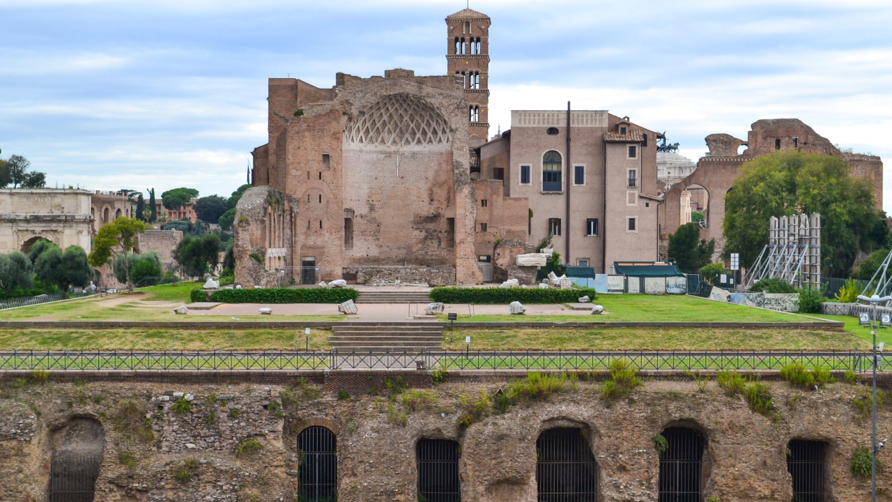 Как на вулкане: раскрыт секрет прочности конструкции храма Венеры