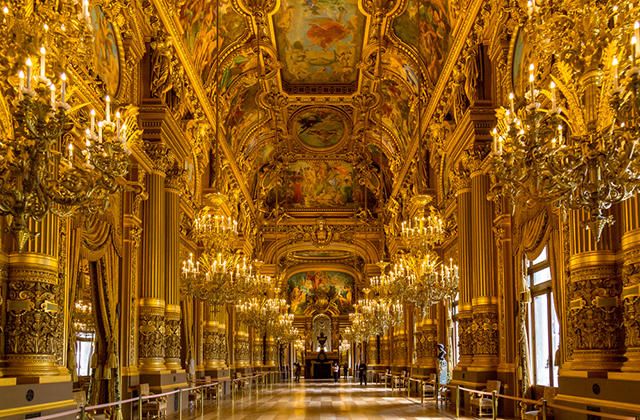 Опера Гарнье в наши дни