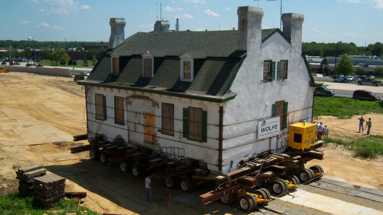 движущийся дом: реальность