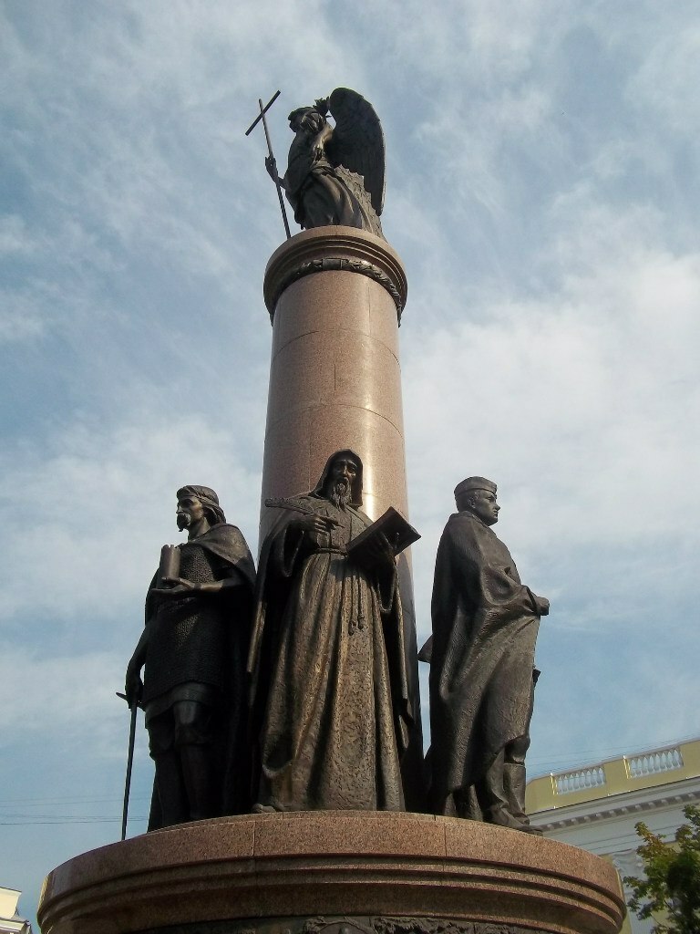 Памятник Тысячелетия Бреста