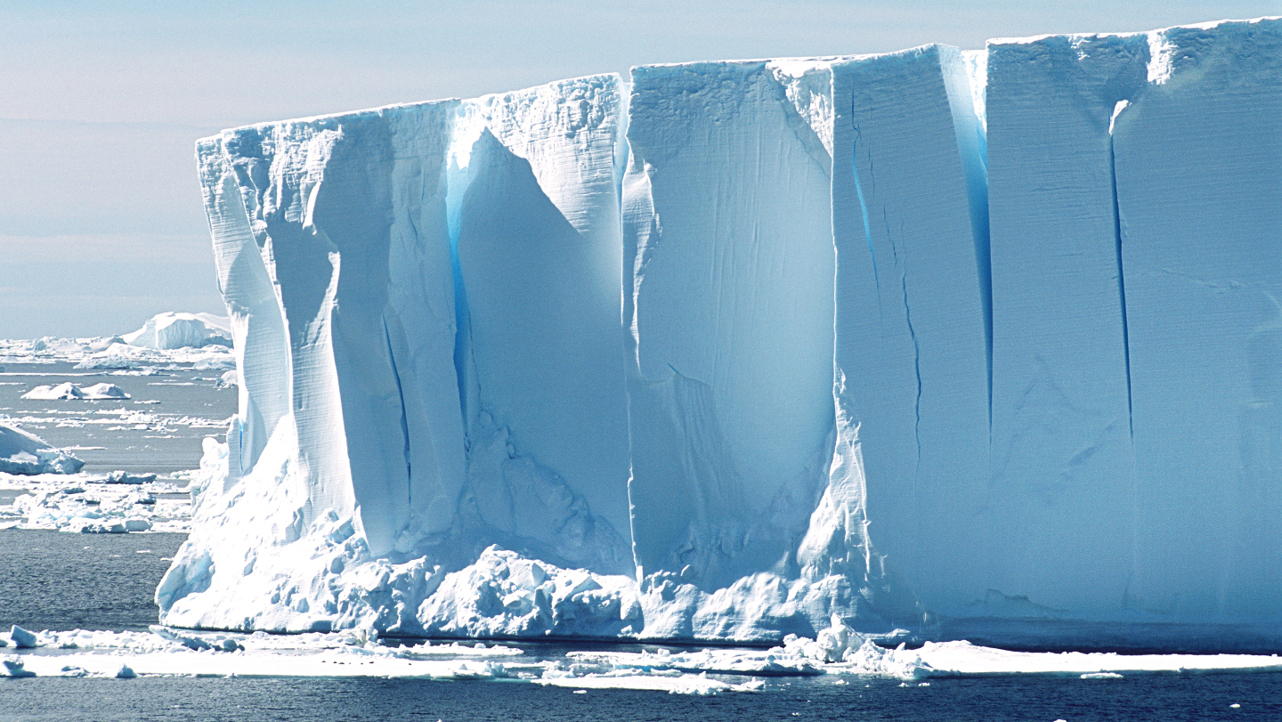 Белый айсберг