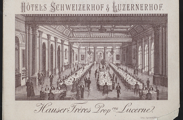 Главный зал отеля Schweizerhof