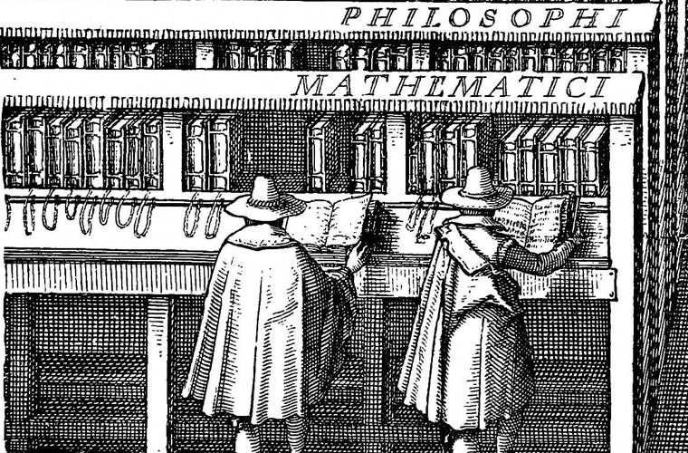 Книжный шкаф в библиотеке Херефордского кафедрального собора