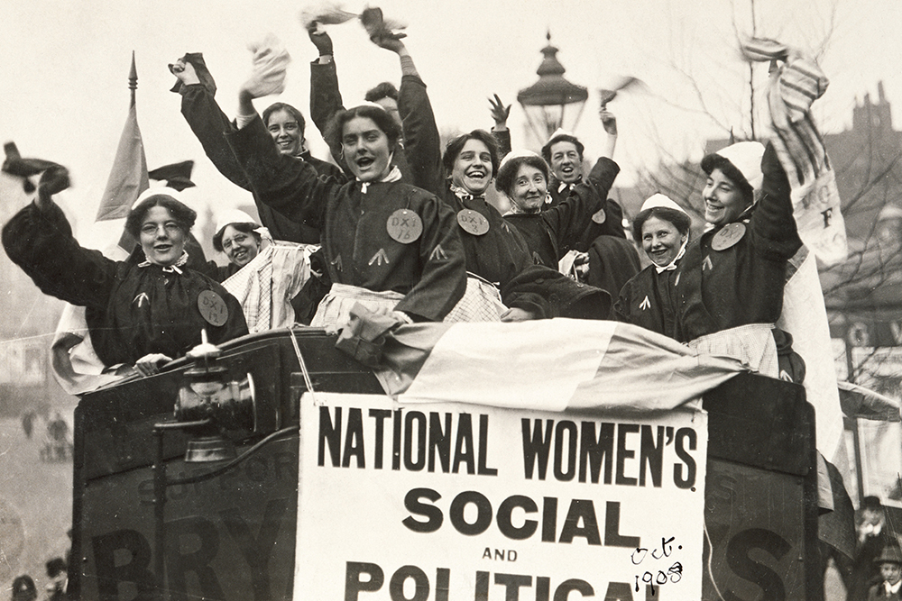 Суфражистки на демонстрациях