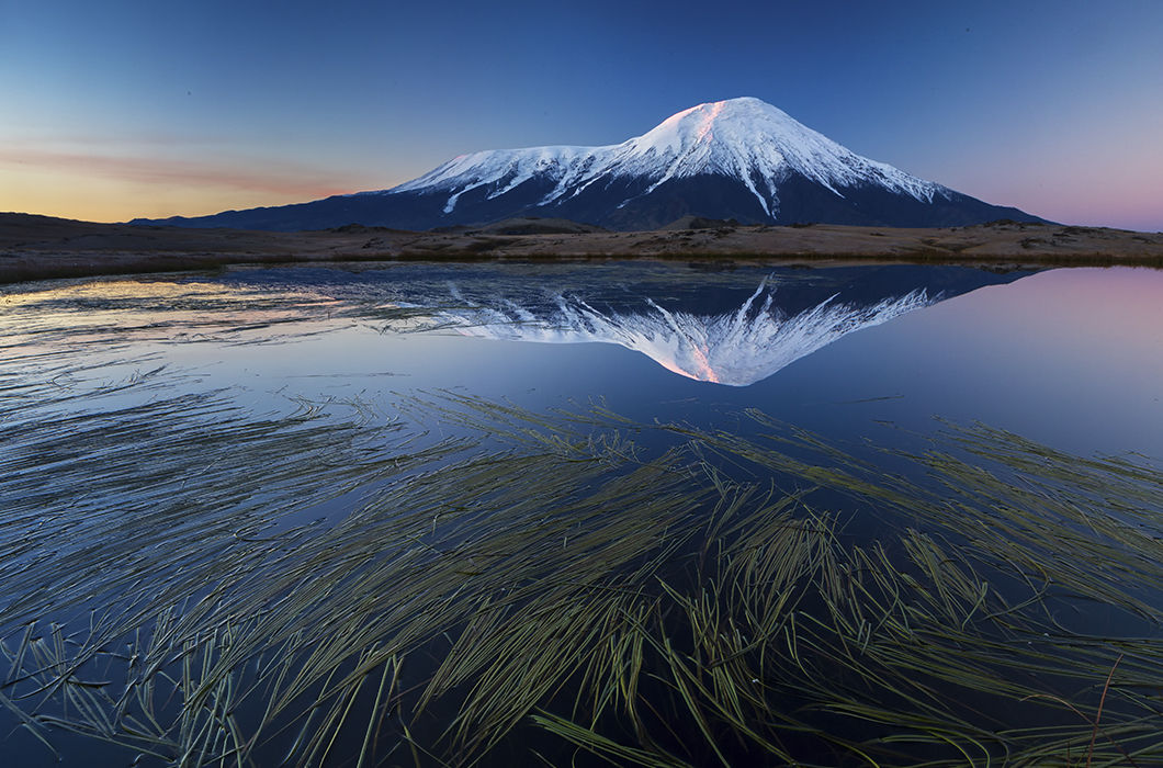 Рассвет у вулкана Толбачик. Вулкан Толбачик, Камчатка. © Егор Власов