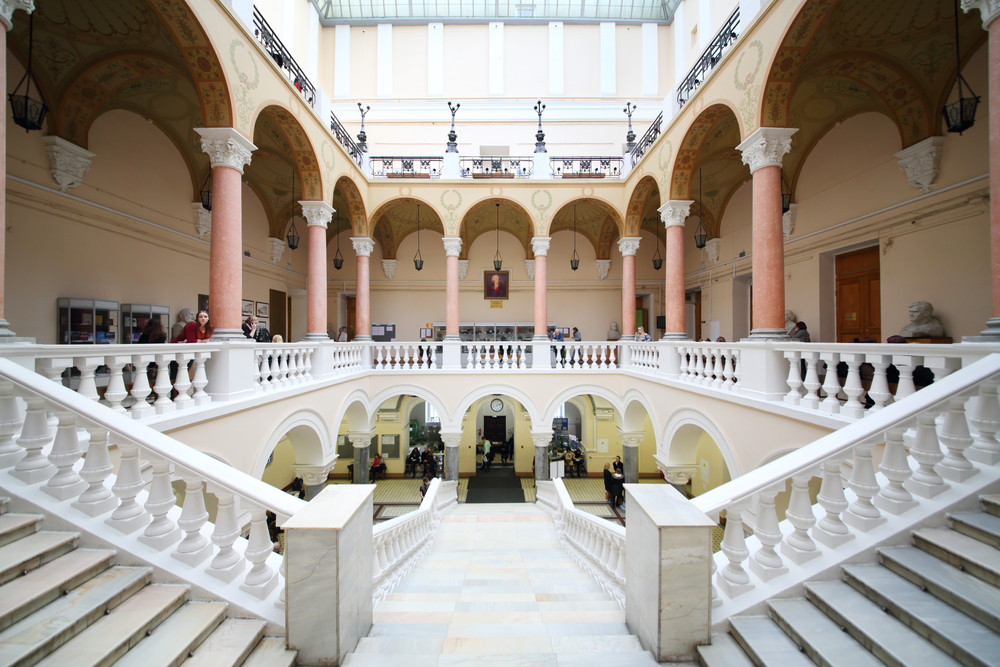 Факты об МГУ им.Ломоносова